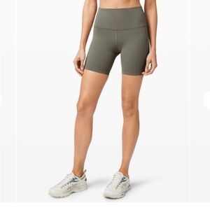 Lululemon Wunder Train 6” Shorts